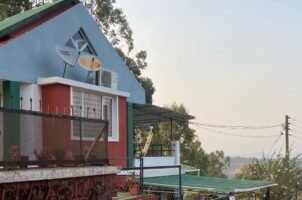 Chamhouse Exterior Bungalow Photo