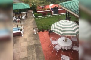 Chamhouse Lawn Area Photo